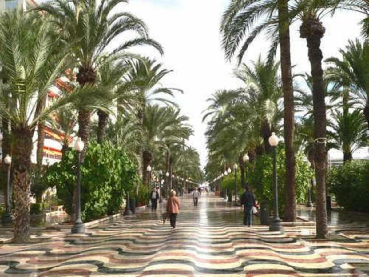 Alicante Center Apart Exteriör bild